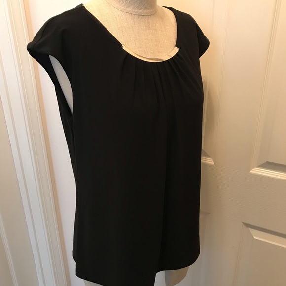 WHBM black knit shell with silver hardware - Picture 4 of 12
